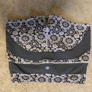 Lululemon booty shorts size 2